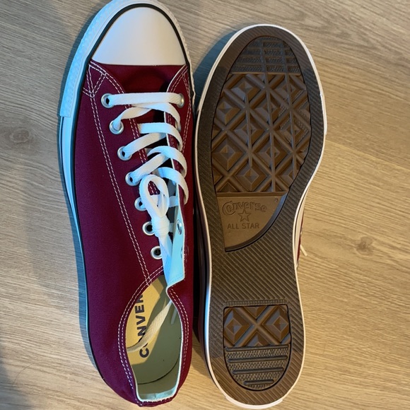 S O L D ON Ⓜ️ - Picture 3 of 6